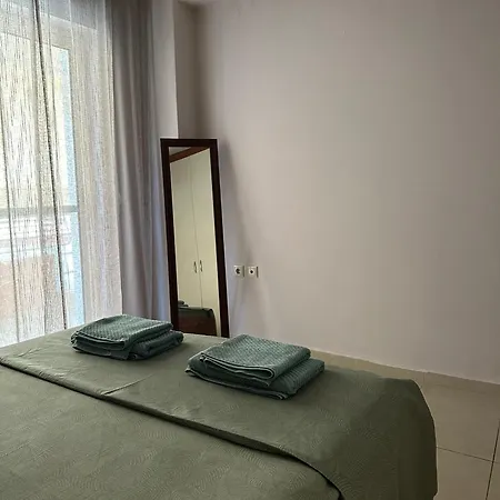דירה Artistic Retreat
