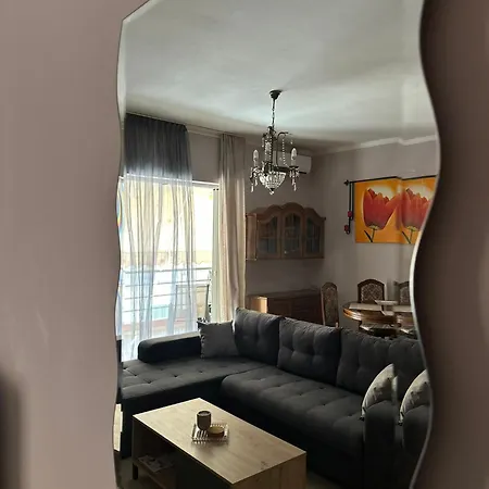 דירה Artistic Retreat *